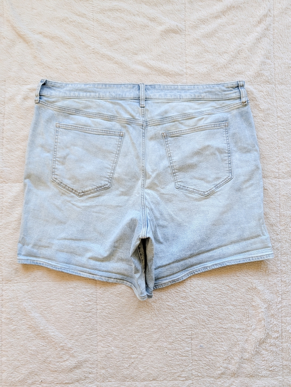 Torrid High Rise Perfect 5" Shorts - Picture 2 of 4